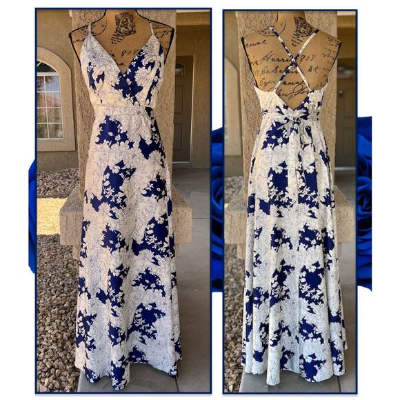 Lulu's Navy and Cream Floral Maxi Dress - Picture 5 of 15